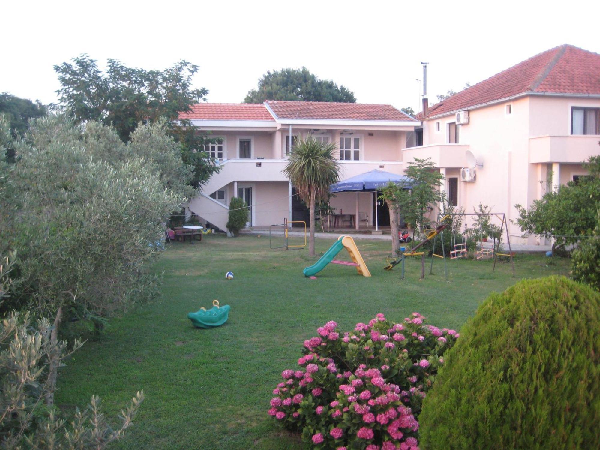 Apartments Ada Bojana 울친 외부 사진