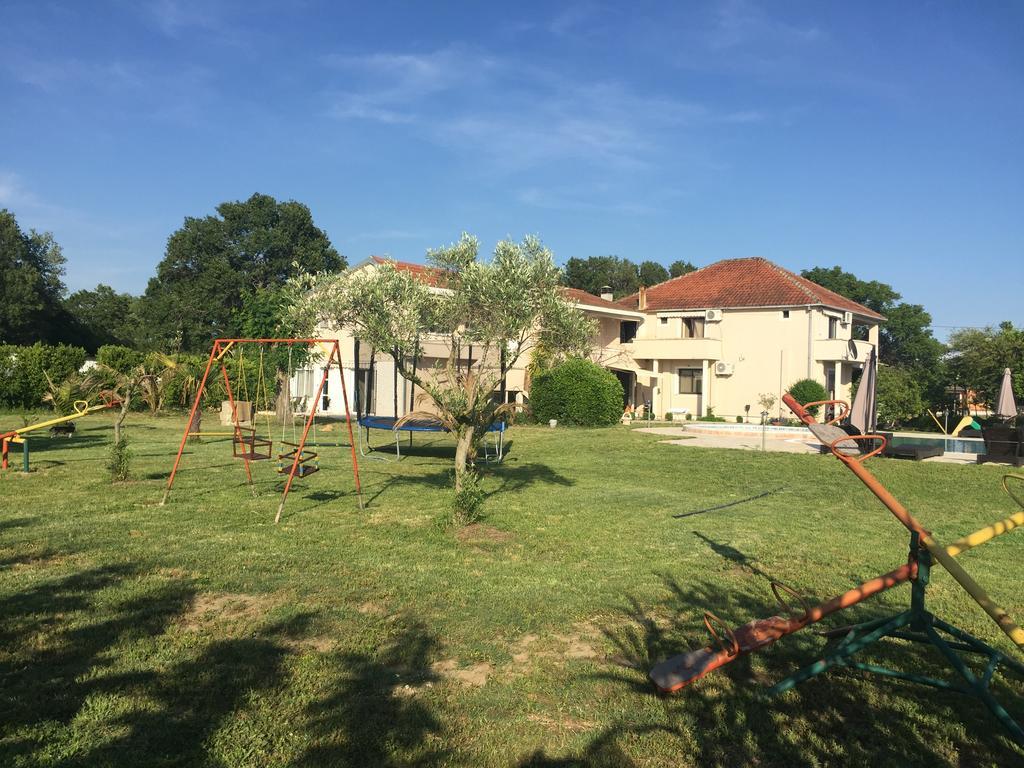 Apartments Ada Bojana 울친 외부 사진